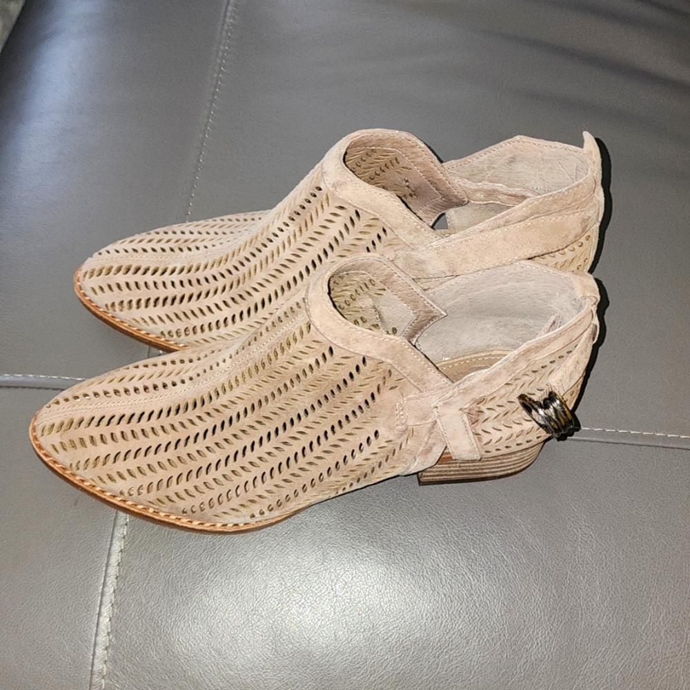 Vince camuto shoes